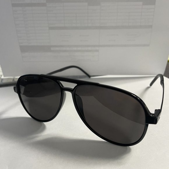 Authentic YVES SAINT LAURENT Black Pilot Sunglasses SL 228-002 *LIKE NEW* main image 6
